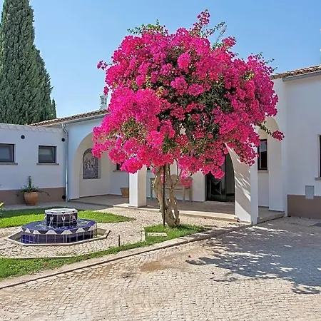 Sleeps 10 Pool Air Con Villa *