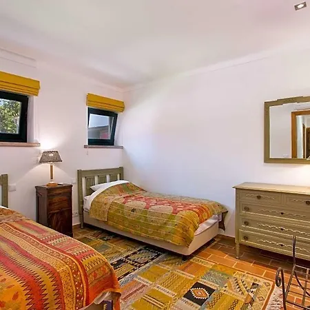 Sleeps 10 Pool Air Con Villa