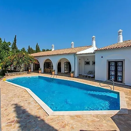 Sleeps 10 Pool Air Con Villa